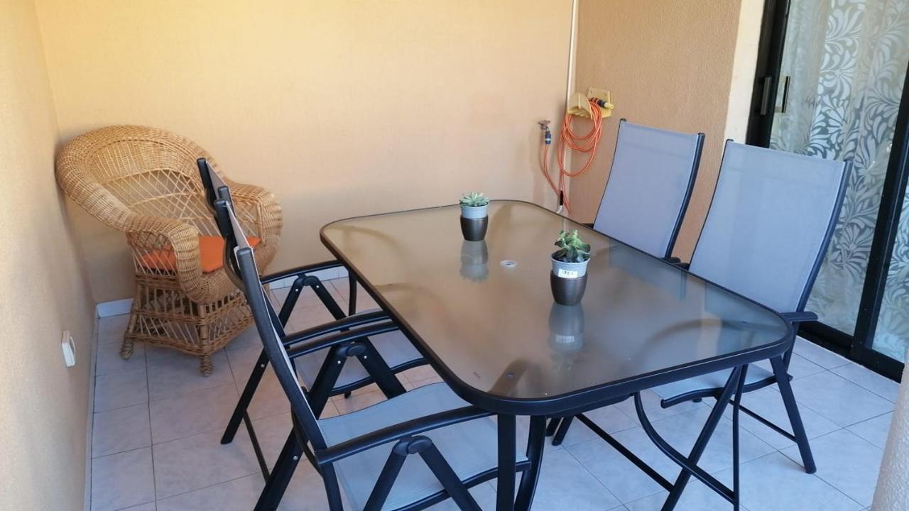 Apartamento Playaelporis Porís de Abona Exterior foto